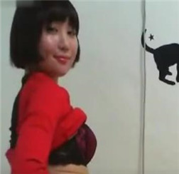 性感的韩国短发小美女.mp4