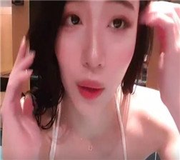 女主播泳池的诱惑10.mp4